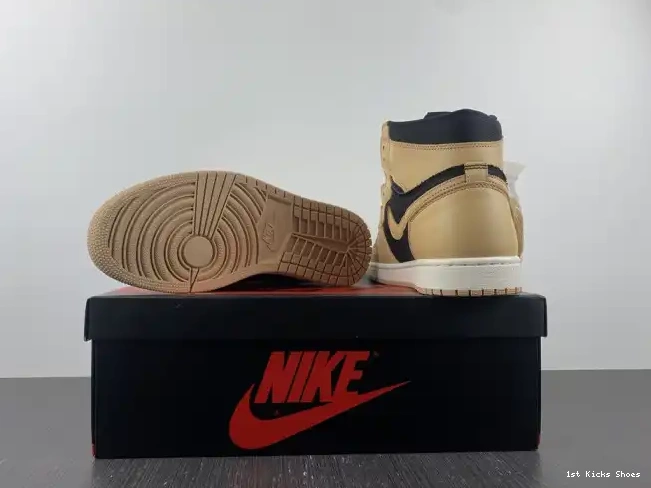 1st Kicks OG Heirloom High Jordan Air 555088-202 1 0620